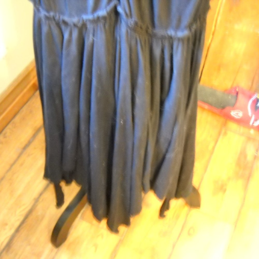 Form Fitting Dress - Picture 3 of 3